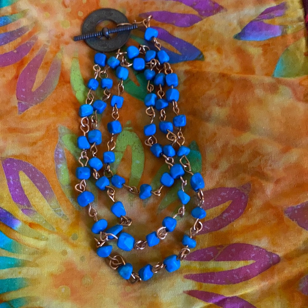 Turquoise link style necklace